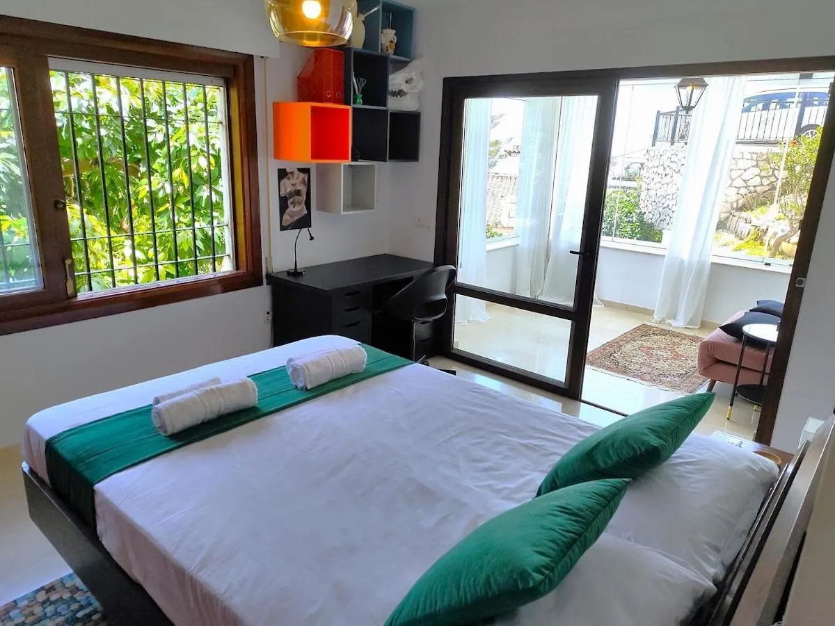 Evans Realty Af Villa De Lujo & Piscina & Parking Торремуэлье