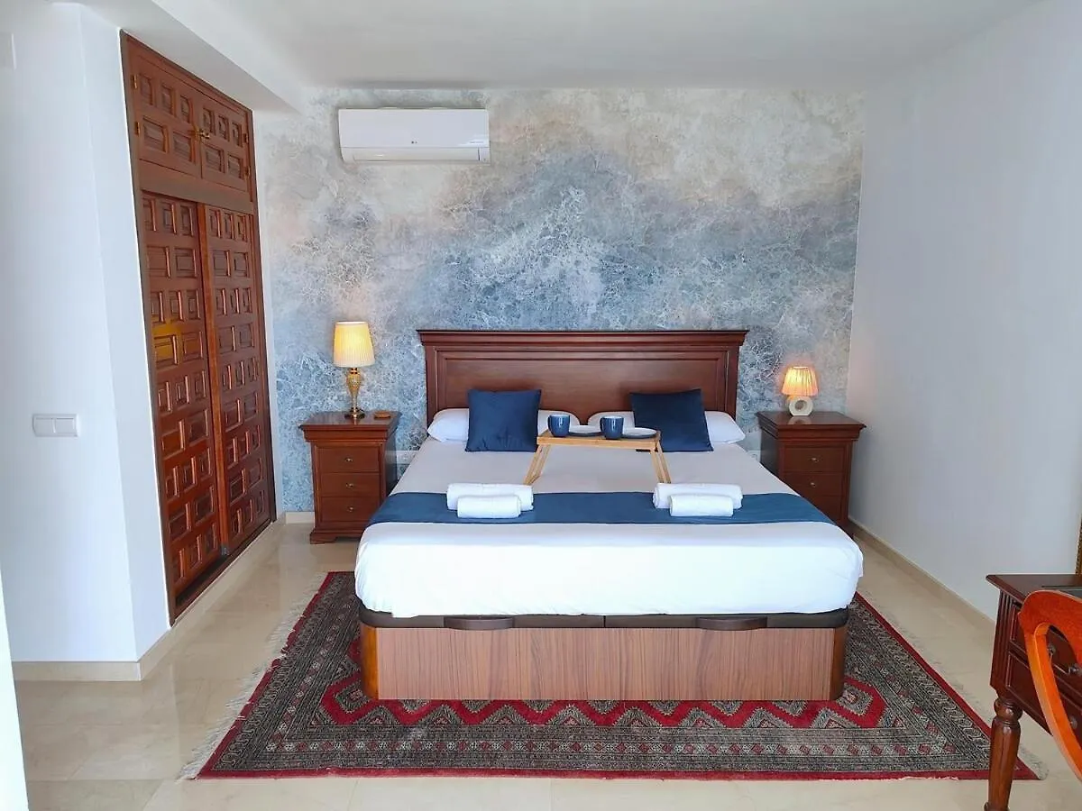 Evans Realty Af Villa De Lujo & Piscina & Parking Торремуэлье